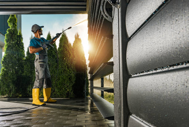 Best Pool Deck Cleaning  in Portage, PA